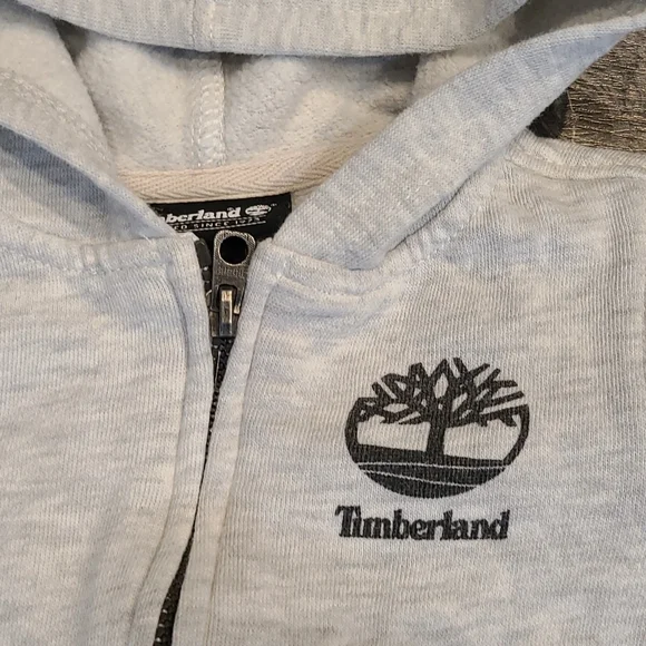 Timberland Infant Boys sz 12M Sweatshirt w/hoodie good used condition - Picture 2 of 6